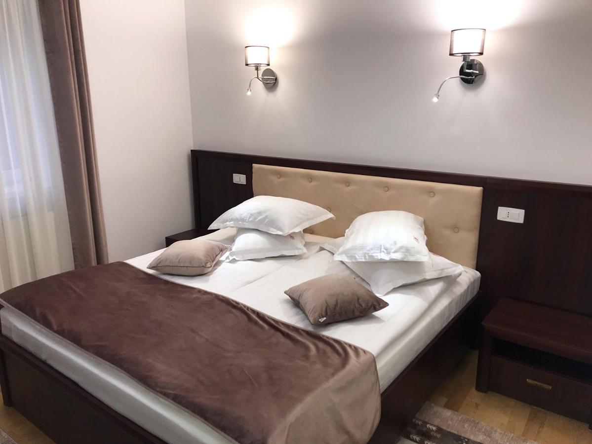 Hotel Casa Pino Brašov Exteriér fotografie